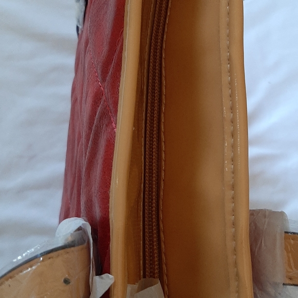 Handbag - Picture 3 of 8